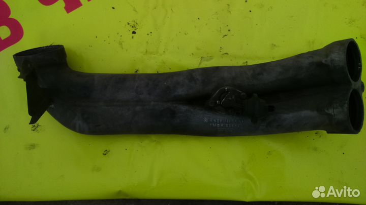 R6061410604 Патрубок Mercedes W210