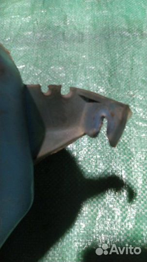 Бачок омывателя Volkswagen Passat B3 универсал