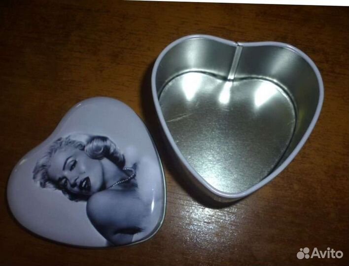 Панно и шкатулка с Мэрилин Монро. Пересылаю