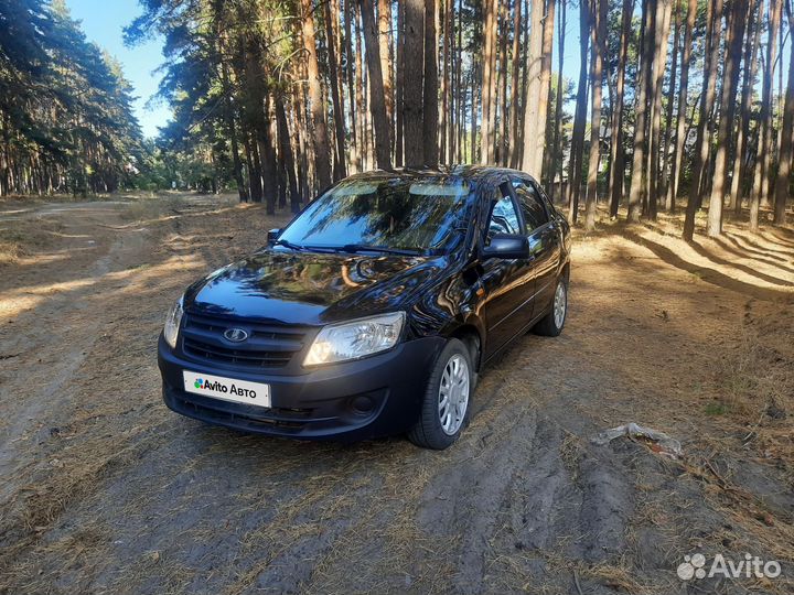 LADA Granta 1.6 AT, 2013, 200 000 км