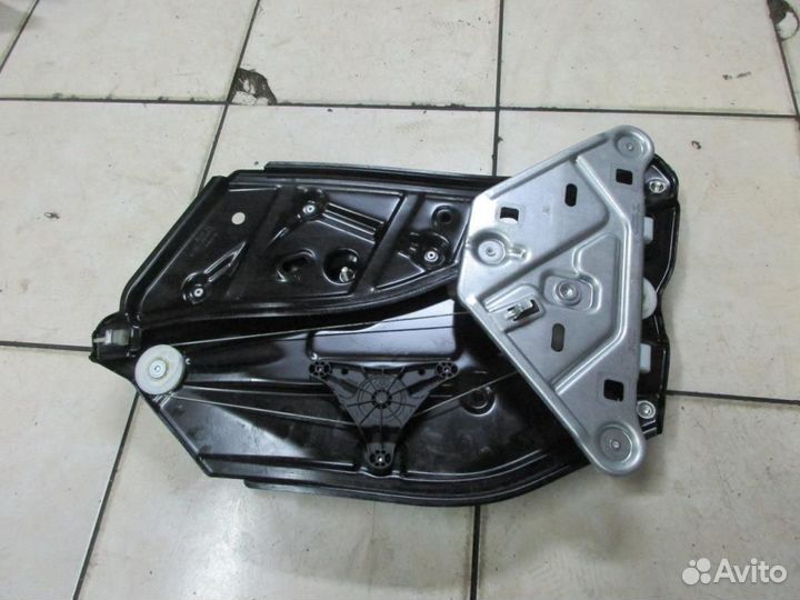 Стеклоподъемник задний левый w238 coupe E-class