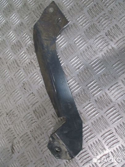 Кронштейн воздушного фильтра Mercedes-Benz A942528