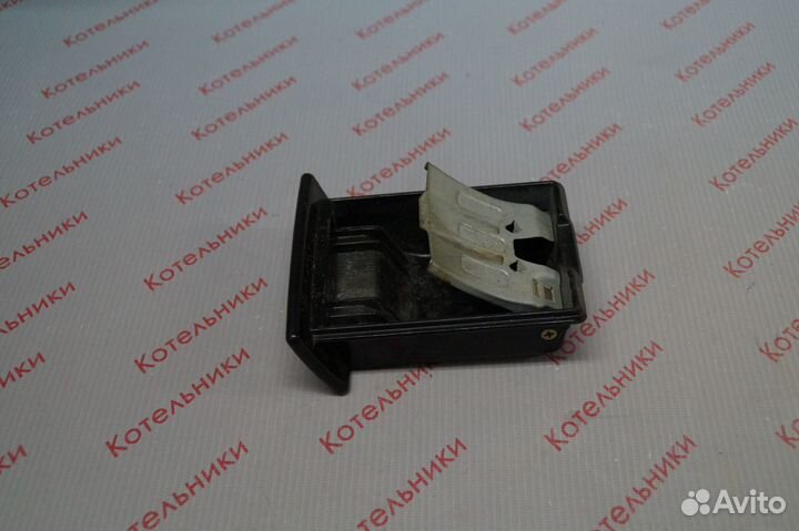 Nissan 68800-0M001 Пепельница