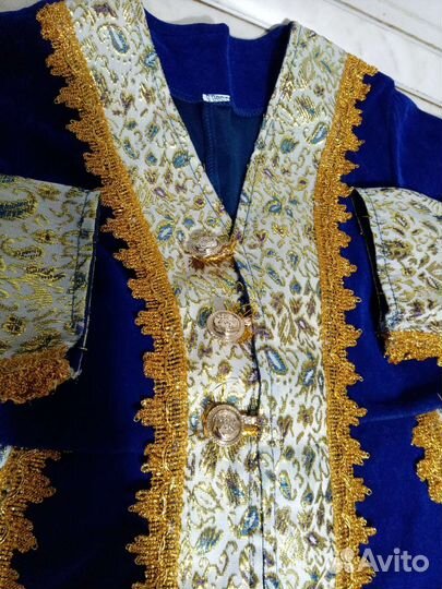 Новогодний костюм для мальчика принца на 5-6лет