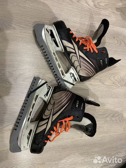 Коньки хоккейные Reebok 41 размер