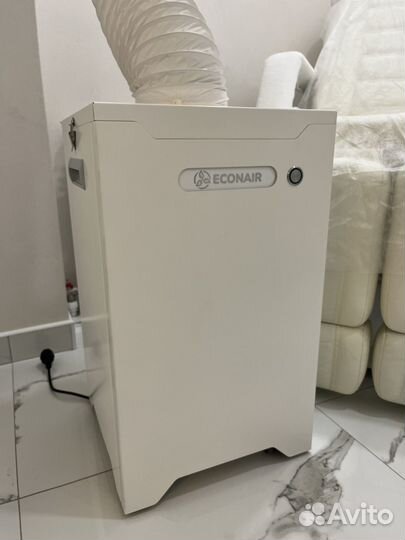 Вытяжка для маникюра и педикюра