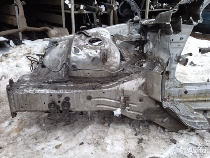 Лонжерон передний правый