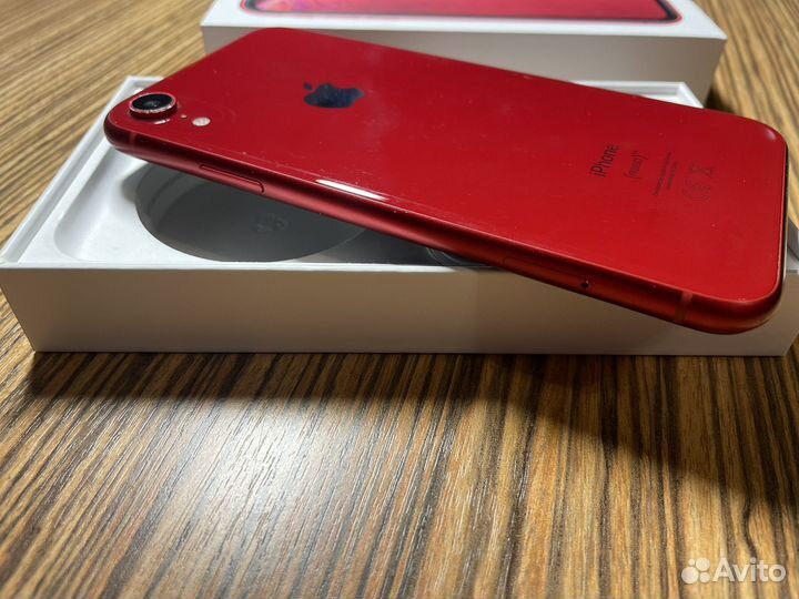 iPhone Xr, 64 ГБ