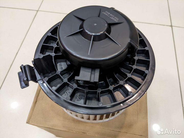 Мотор отопителя nissan tiida C11X