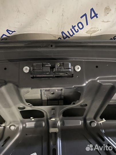 Крышка багажника Bmw F30