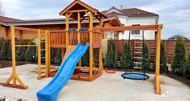 Детская площадка без заноз