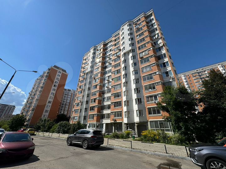 2-к. квартира, 58,6 м², 7/14 эт.