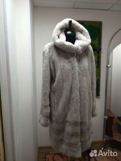 Швея. Услуга швеи на дому. Ремонт одежды