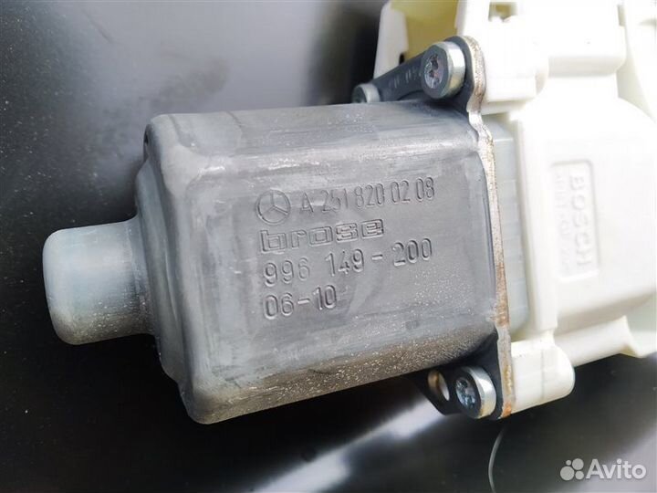 Стеклоподъемник задний правый Mercedes Gl-Class