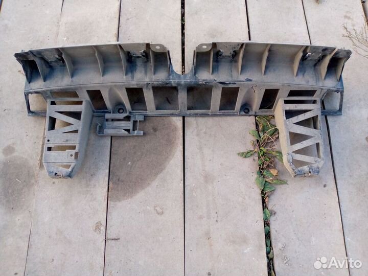 Кронштейн бампера задний BMW X5 E70