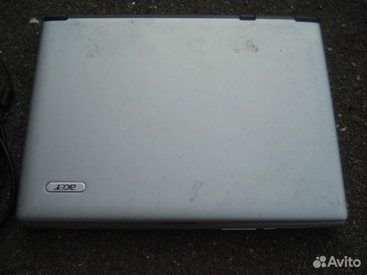Acer Aspire 3003WLC AMD Sempron 300+, 512Mb, 40Gb