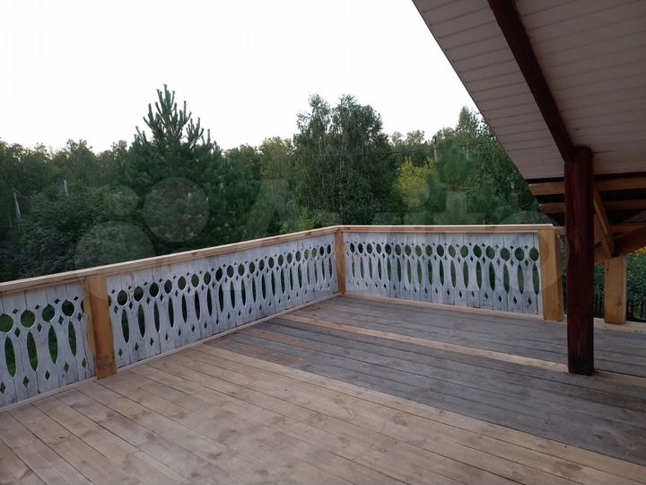 Коттедж 220 м² на участке 8 сот.