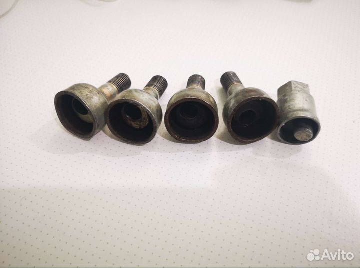 Секретки на колеса редкие