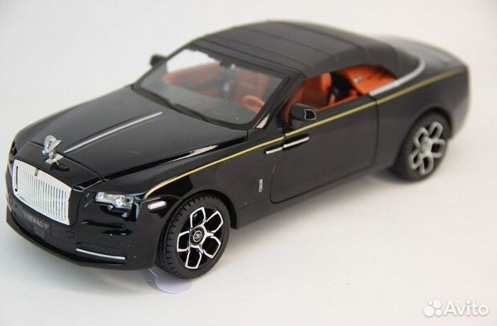 Металлическая игрушечная машина Rolls-Royce Ghost