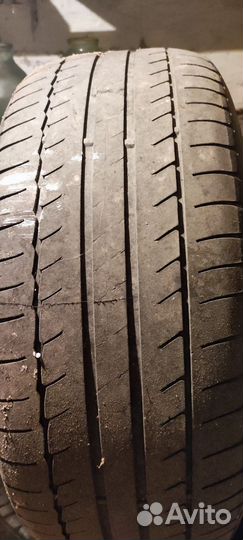 Michelin Primacy HP 215/55 R16 93V