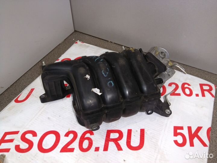 Впускной коллектор Toyota двигатель 3ZR 2л