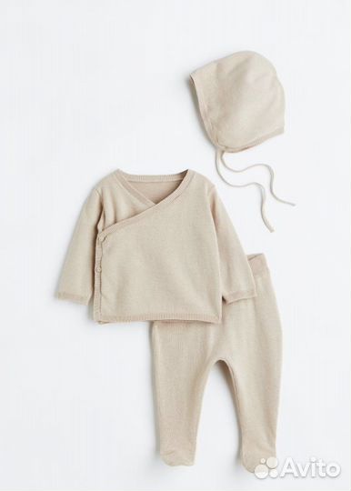 Комплект на выписку для девочки