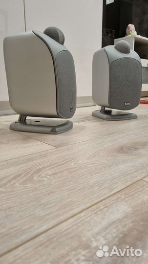 Акустика B&W LM1