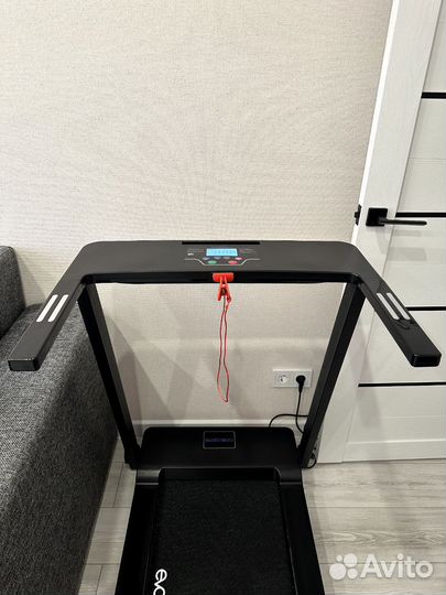 Беговая дорожка EVO fitness Vector M600