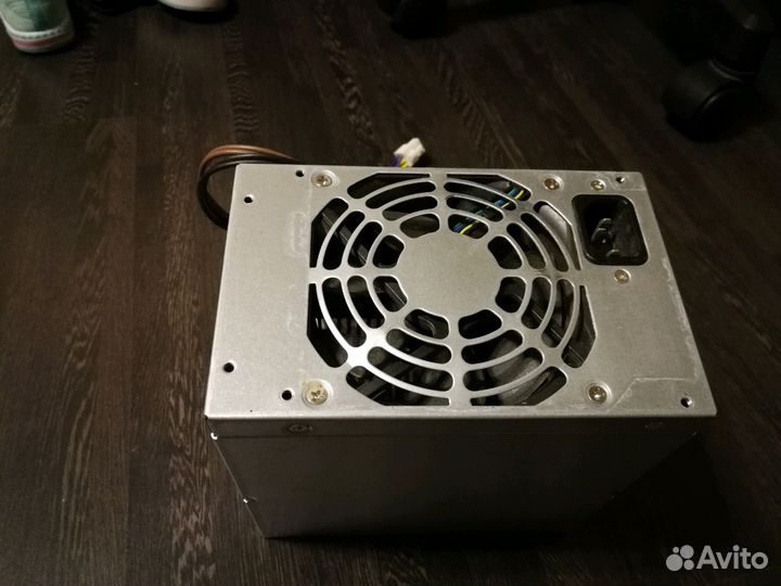 Блок питания нестандартный от HP compaq 8200 Elite