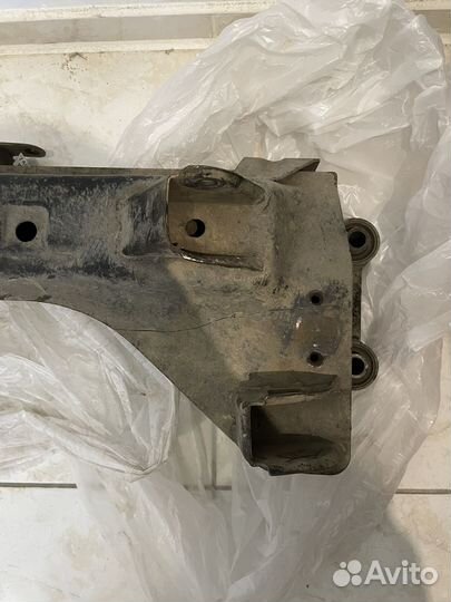 Задняя балка на (магнус)