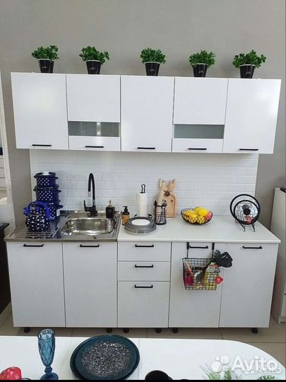 Кухонный гарнитур, кухня белый глянец 2 метра