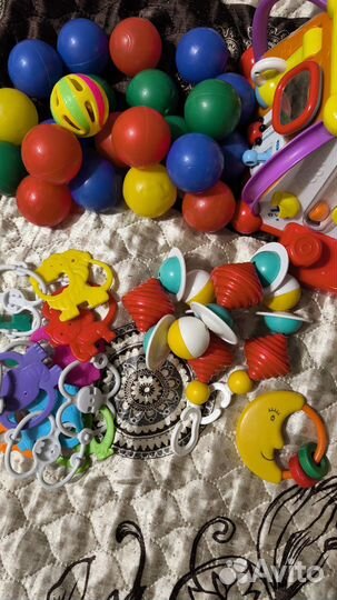 Развивающие игрушки пакетом