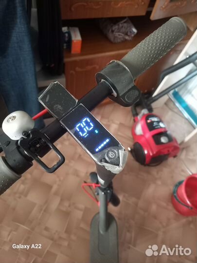 Самокат взрослый электрический бу