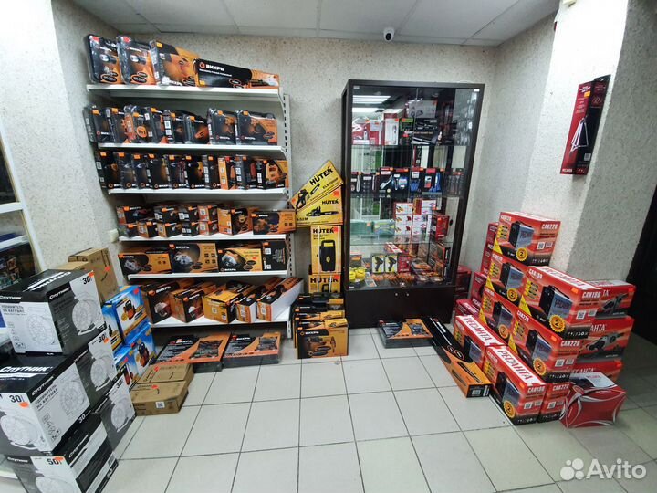 Плита компактная электрическая Magnit EH-1012