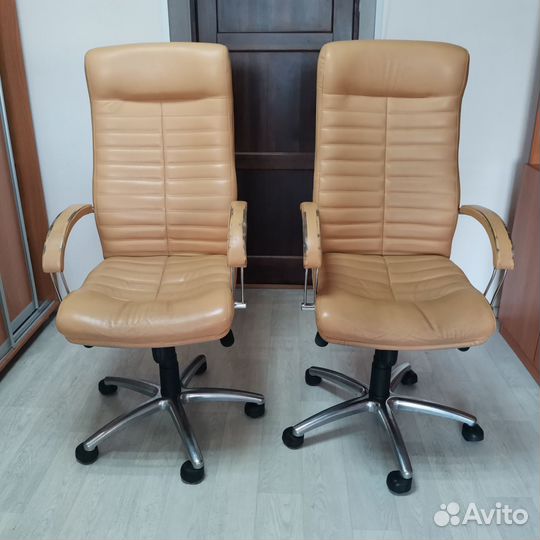 Кресло руководителя Nowy Styl Orion Chrome (Польша