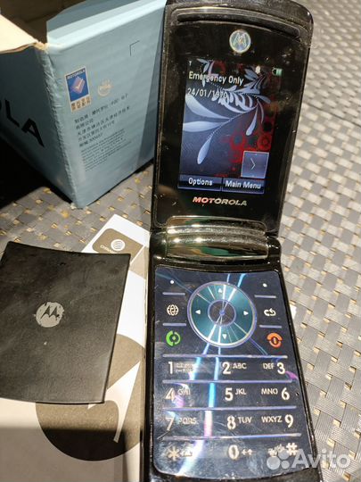 Motorola RAZR2 V8, 2 ГБ