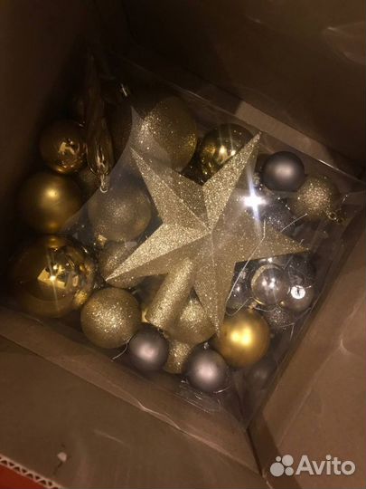 Елочные игрушки пластиковые