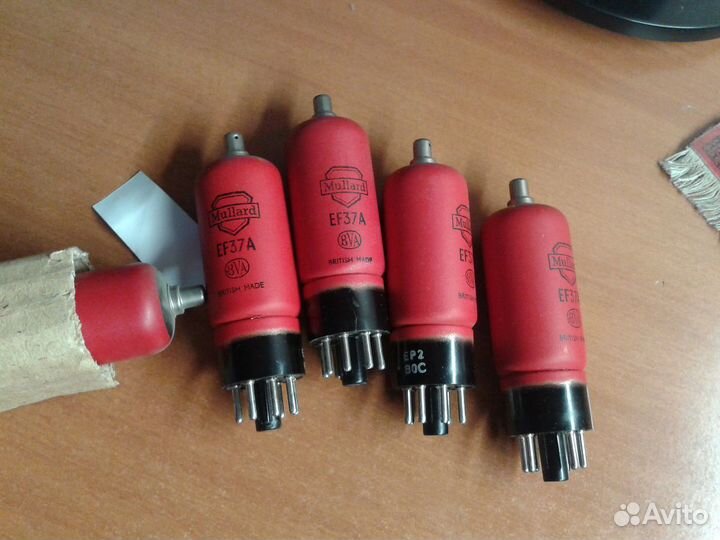 Радиолампы EF37A Mullard 7 шт