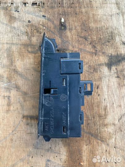 Блок стеклоподъемников Volkswagen Polo 5 sedan