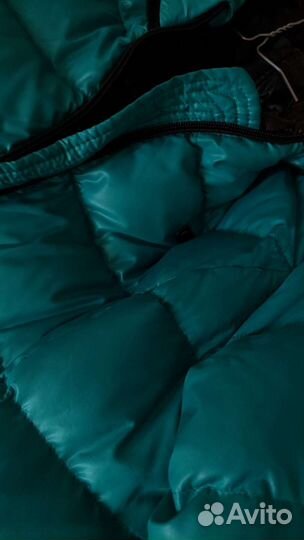 Пуховик тёплый и лёгкий размер S