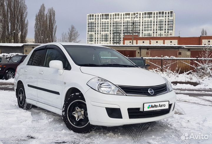 Nissan Tiida 1.6 AT, 2011, 147 000 км