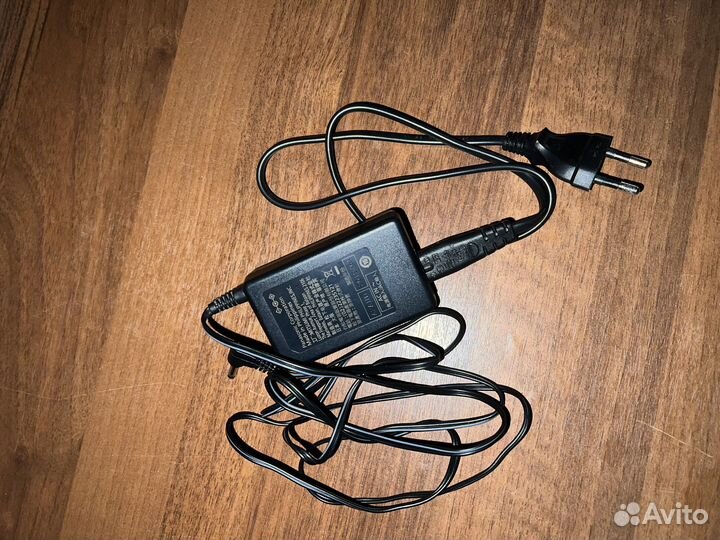 Видеокамера Panasonic HC-V5000