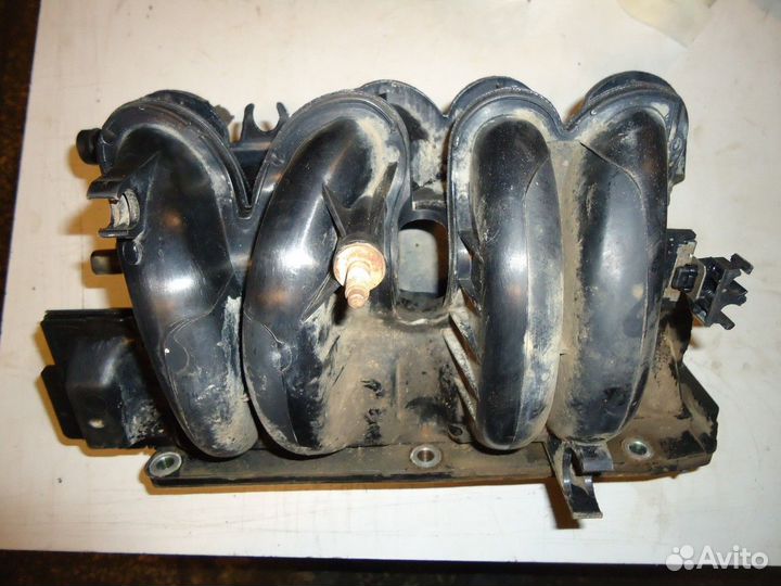 Коллектор впускной