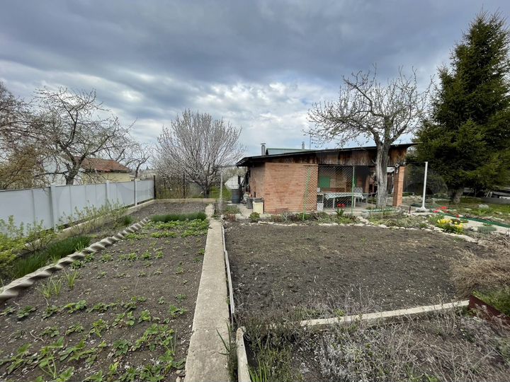 Дача 30 м² на участке 5 сот.