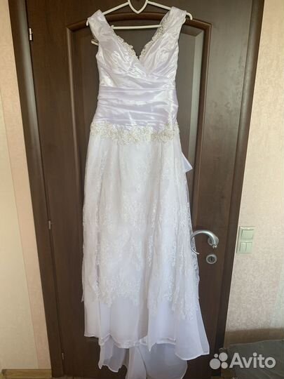Платье свадебное 40-42 (рост 150-155)