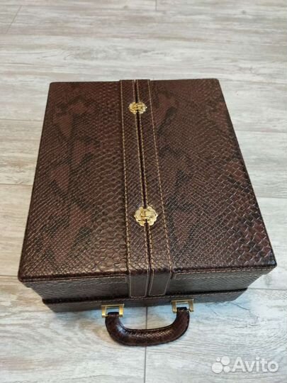 Шкатулка, коробка