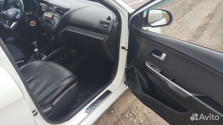 Kia Rio 1.6 МТ, 2012, 200 000 км