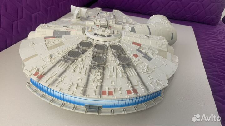 «Сокол тысячелетия» две фигурки