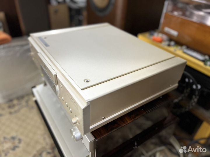 Супер аудио сд проигрыватель Sony scd-xa777es
