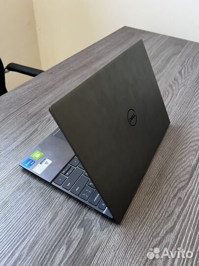 Ноутбук Dell 2k i7